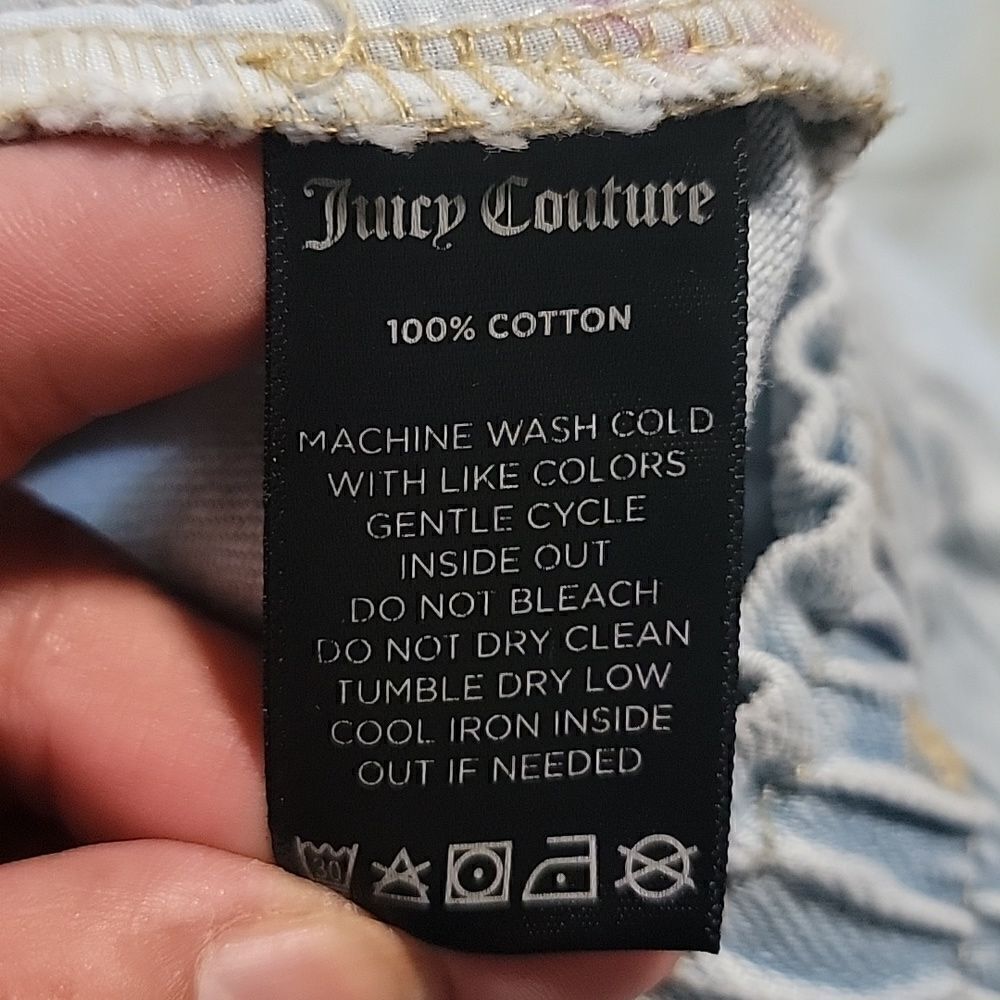 Distressed Light Wash Denim Shorts - Picture 6 of 7